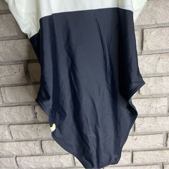 Summersalt The Wave One Piece Swimsuit Bathing-suit - Picture 10 of 11